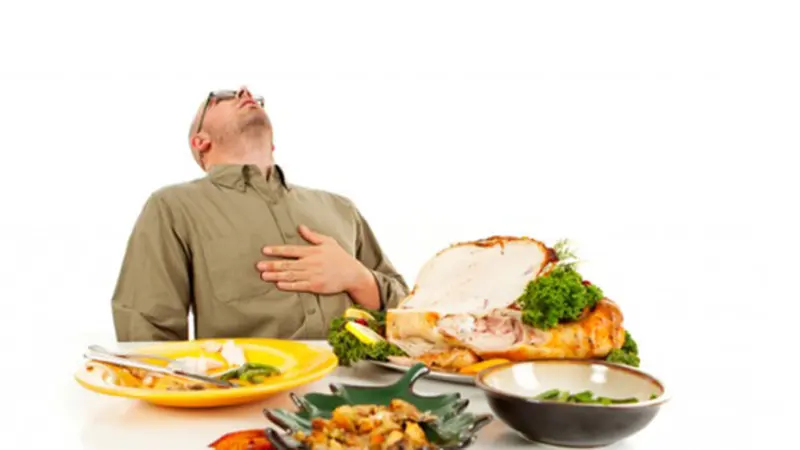 Hindari 9 Kebiasaan Buruk Setelah Makan Siang