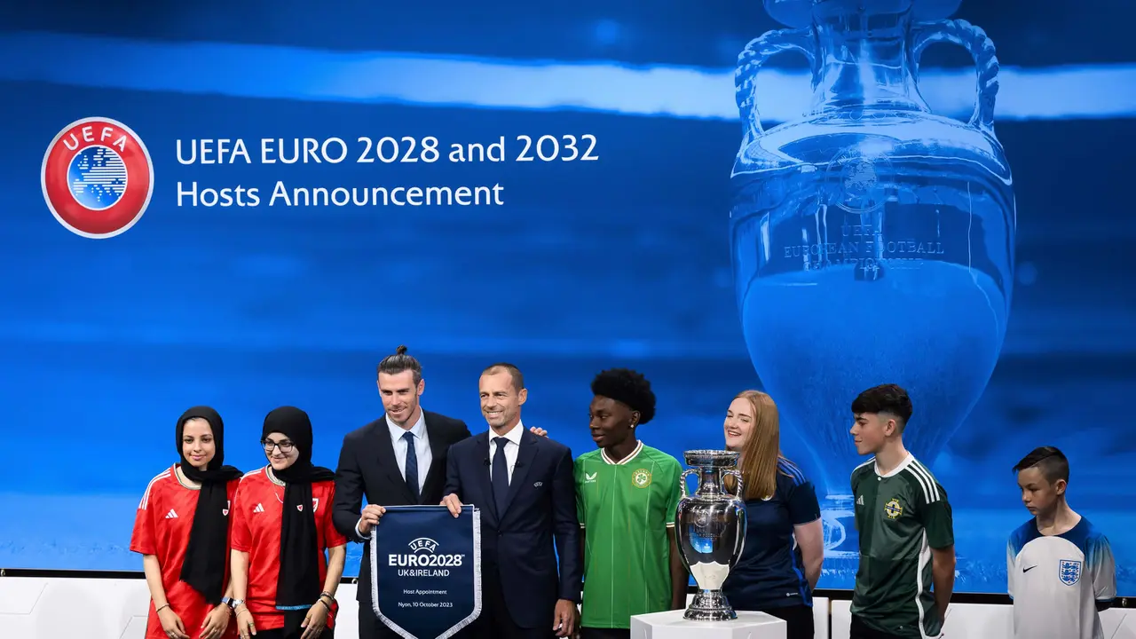 Euro 2028 di Britania Raya-Irlandia dan 2032 Italia-Turki
