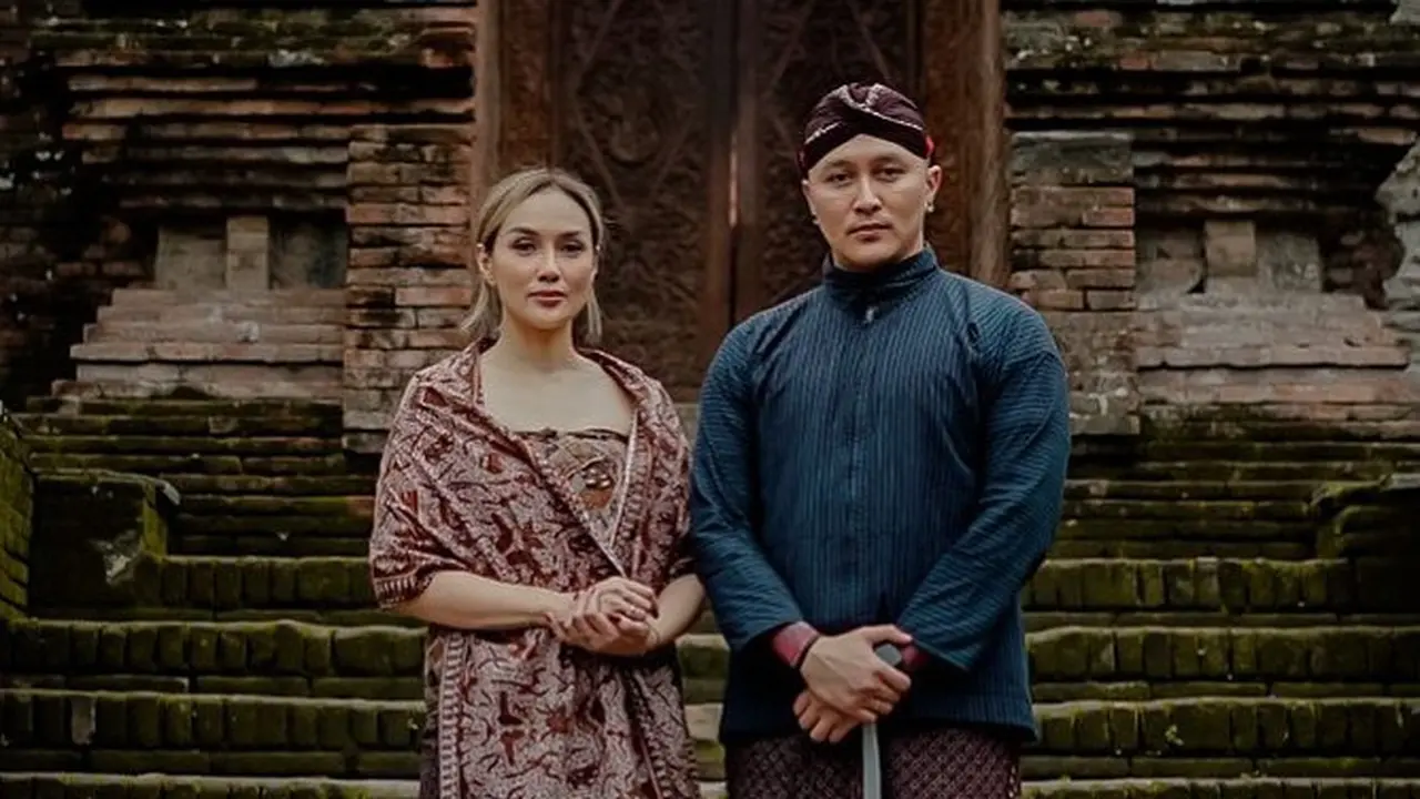 8 Tahun Menikah, Ini 8 Potret Sara Wijayanto dan Demian Aditya yang Selalu Mesra