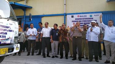 Peluncuran Kegiatan Ketersediaan Pasokan dan Stabilisasi Harga (KPSH) Beras Medium oleh Direktur Utama Bulog Budi Waseso, Selasa (4/9/2018). (Wilfridus Setu Embu/Merdeka.com)