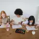 Anak membutuhkan dukungan, kesempatan mencoba hal baru, dan dorongan yang membuat mereka berani (Sumber: Pexels.com)