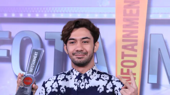 [Bintang] Reza Rahadian