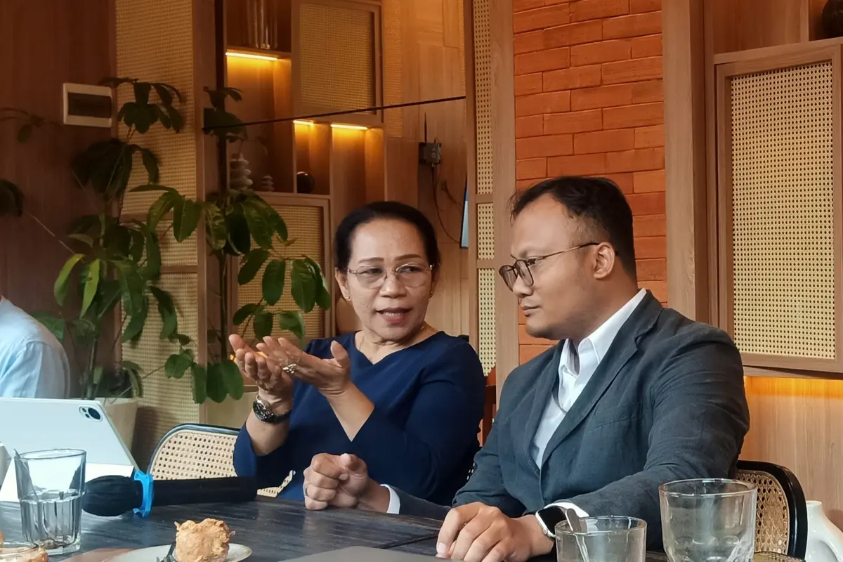Ketua KSBSI, Elly Rosita