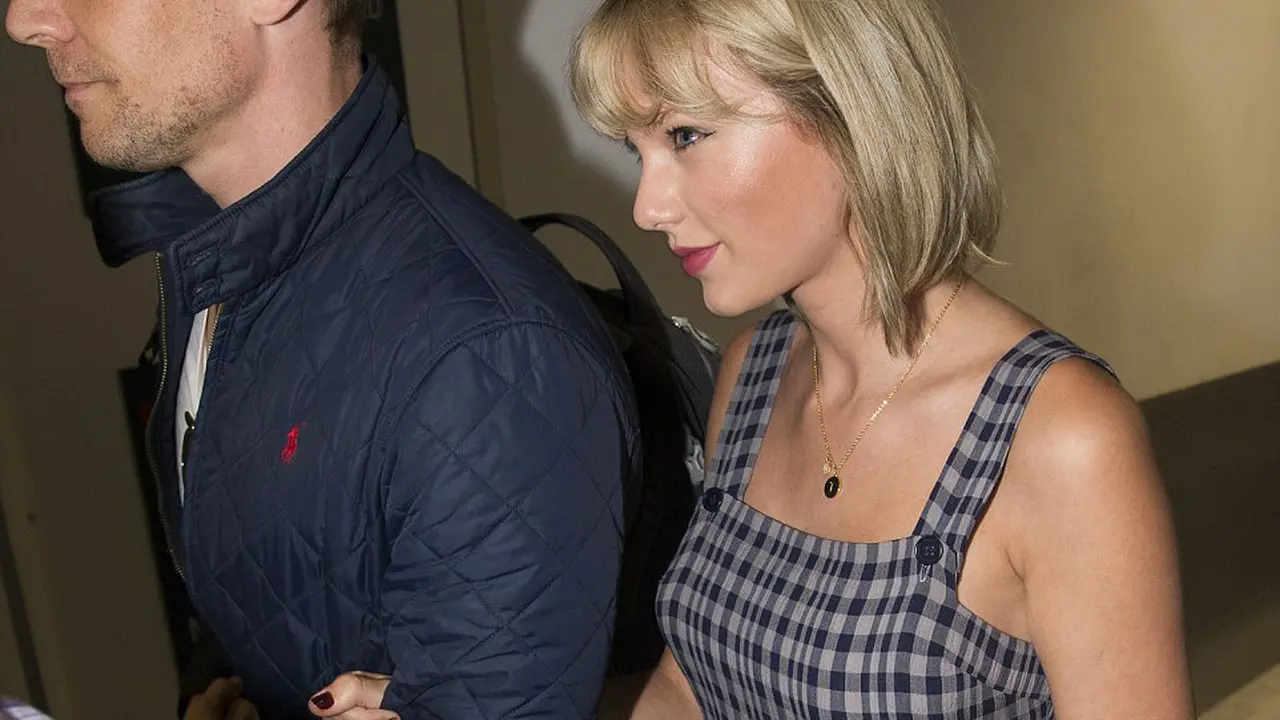 Taylor Swift dan Tom Hiddleston