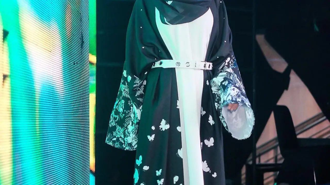 Lesti Kejora Disebut Sebagai Trensetter, Ini Gaya Elegannya Pakai Busana Muslim