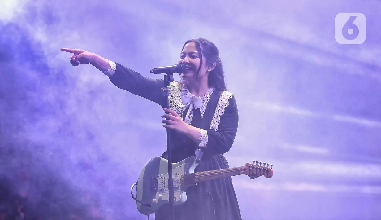 Bernadya tampil memeriahkan hari pertama gelaran KapanLagi Buka Bareng BRI Festival 2025. (Liputan6.com/Angga Yuniar)