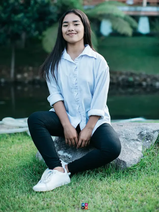 Pesona Chetryn, Kakak Perempuan Betrand Peto (sumber: instagram/chetrynpeto)
