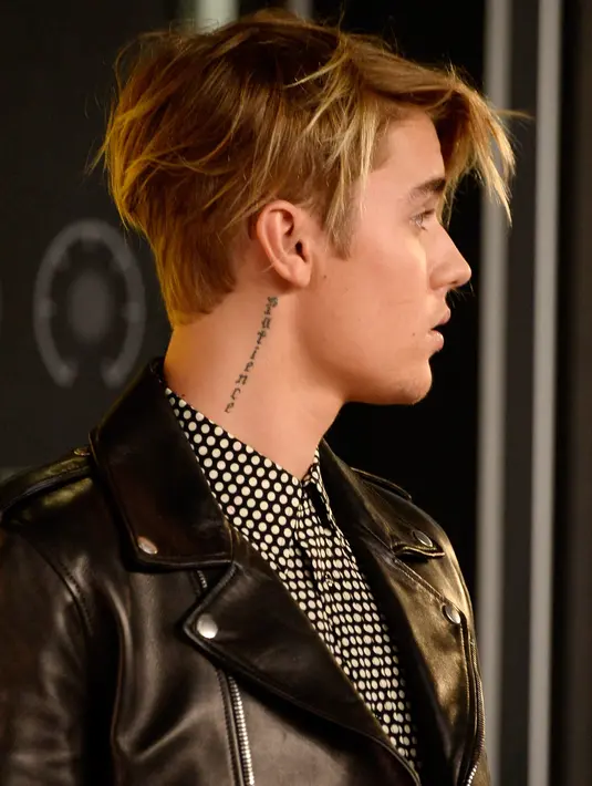 Saat ini Justin tampak sedang mencoba hidup dengan lebih baik dan bergaya sehat. Terdengar bahwa Justin lebih memilih minuman ringan dan makanan khas lokal saat berada di Glasgov beberapa waktu lalu. (AFP/Bintang.com)