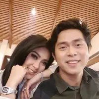 Syahrini dan Cakra Khan | foto : instagram