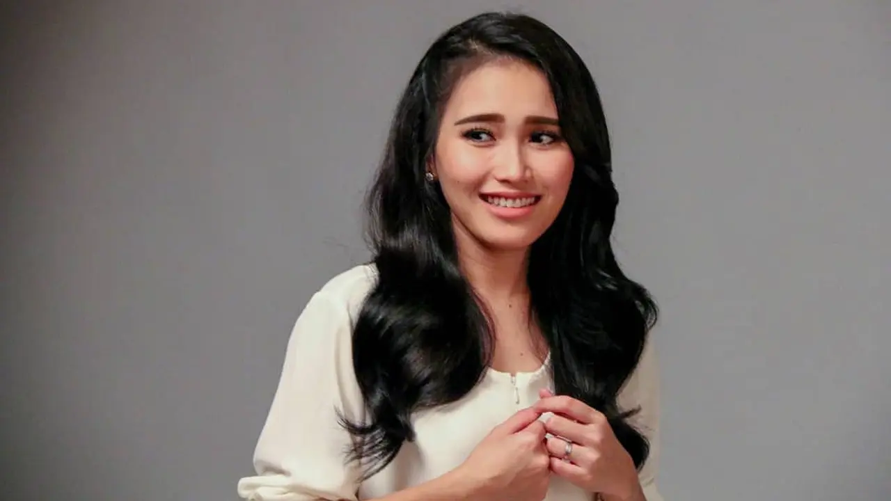 [Bintang] Ayu Ting Ting