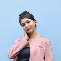 Personel Duo Maia Mey Chan belum lama ini mengabarkan mengubah nama panggungnya. Mey Chan dikenal publik setelah bergabung dengan grup yang dibentuk Maia Estianty menggantikan Mulan Jameela dalam Duo Ratu. (Nurwahyunan/Bintang.com)