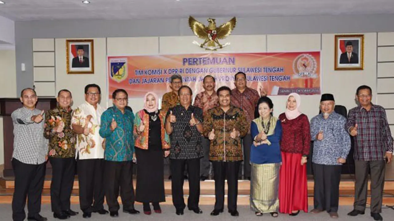 Pengalihan Guru Honor SMA dan SMK Sulteng Dipertanyakan