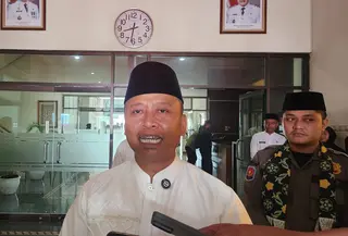 Wali Kota Depok, Supian Suri saat ditemui di Balai Kota Depok. (Liputan6.com/Dicky Agung Prihanto)