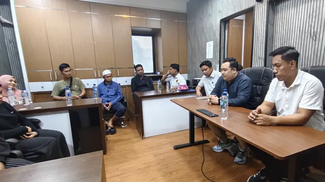 Indonesia Entertainment Group (IEG) membuka ruang mediasi bagi sejumlah venue di Makassar yang tersangkut perkara dugaan pelanggaran penyelenggaraan nonton bersama (nobar). (Liputan6.com/Fauzan)