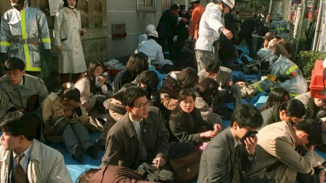  20-3-1995: Serangan Gas Racun Sarin 'Sekte Sesat' di Tokyo