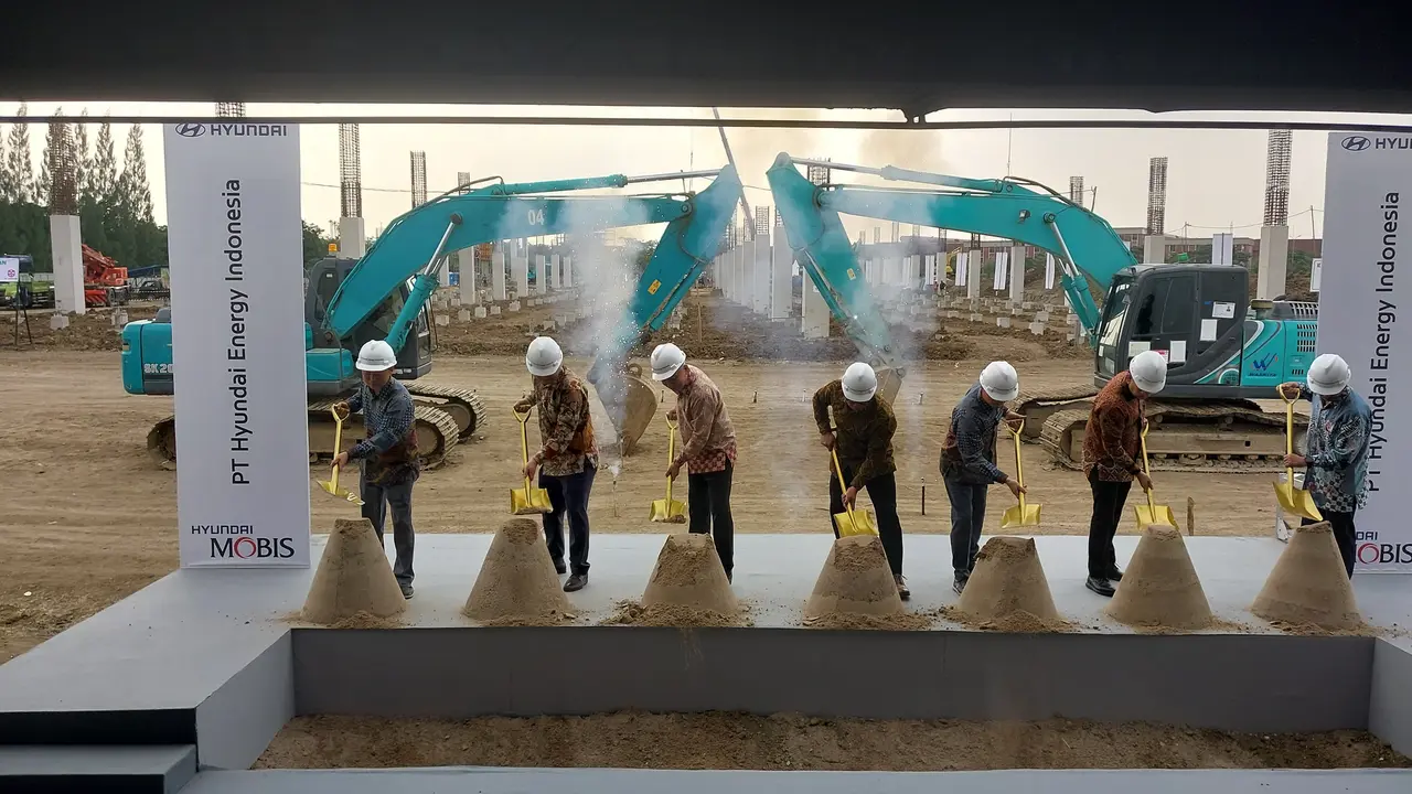 Pabrik Baterai Mobil Listrik