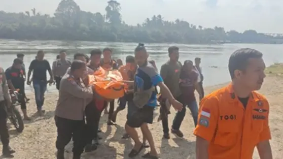 Akhir Tragis Pria Standing Motor di Jembatan Kampar