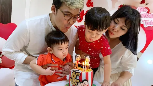 Potret Seleb Rayakan HUT RI ke-75. (Sumber: Instagram/tya_ariestya)