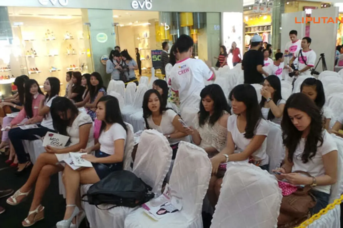 miss-130907b.jpg