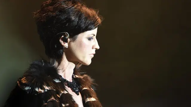 [Bintang] Dolores O'Riordan