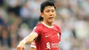 Gelandang bertahan Liverpool, Wataru Endo akan memperkuat Timnas Jepang di Piala Asia 2023 yang menjadi edisi keduanya di Piala Asia setelah sebelumnya juga masuk skuad Jepang pada Piala Asia 2019. Bersama Timnas Jepang ia telah mengoleksi 55 caps dengan torehan 2 gol dan 3 assist sejak melakukan debut pada 2 Agustus 2015. (AFP/Lindsey Parnaby)