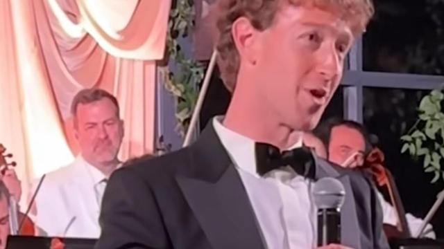 Mark Zuckerberg rayakan uang tahun Priscilla Chan. (credit:instagram.com/zuck)