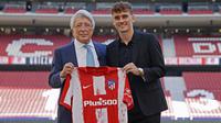 Striker asal Prancis, Antoine Griezmann, resmi diperkenalkan kembali oleh Atletico Madrid setelah diboyong sebagai pemain pinjaman dari Barcelona. (Dok. Atletico Madrid)
