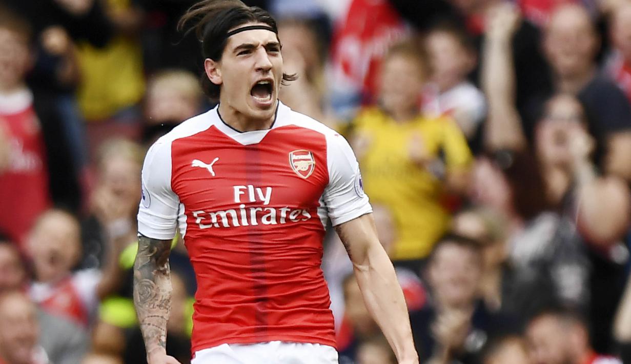 4. Hector Bellerin - Bek kanan Spanyol itu memulai karier sepak bola di akademi Barcelona sejak usia 8 tahun. Setelah memutuskan pindah ke Arsenal pada 2011 kini Ia mampu menjadi pilihan utama Arsene Wenger di lini belakang. (AFP/Justin Tallis)