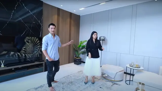 Rumah Baru Titi Kamal dan Christian Sugiono