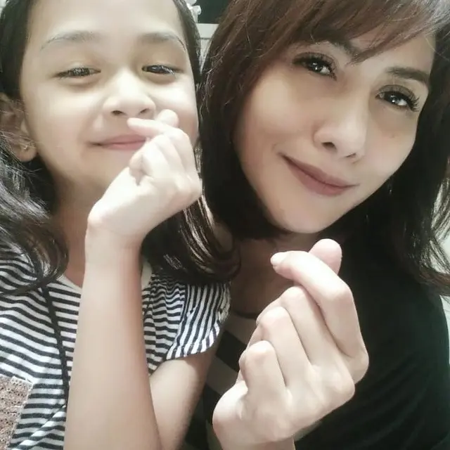 6 Potret Kebersamaan Wenny Ariani dan Kekey, Penuh Kehangatan Sedari Dulu