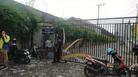 Rumah mantan Bupati Gresik Sambari Halim Radianto (Dian Kurniawan/Liputan6.com)