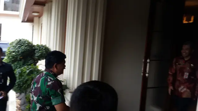 Panglima TNI Hadi Tjahjanto mendatangi Kemenko Polhukam