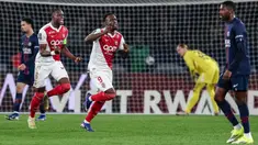 Paris Saint-Germain harus menelan pil pahit saat menjamu Monaco dalam laga lanjutan Liga Prancis 2025/2026 di Parc des Princes, Paris, Prancis, Jumat (06/03/2026) waktu setempat. Mereka kalah dengan skor 1-3 dari tim tamu. (AFP/Franck Fife)