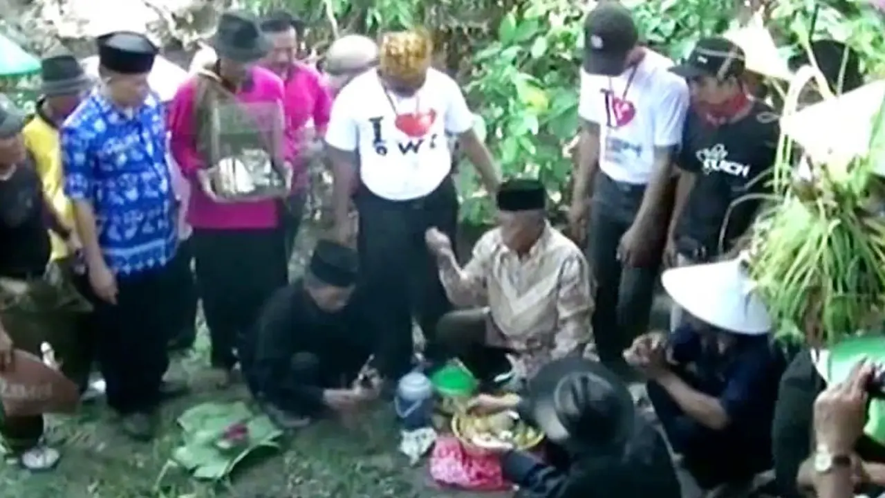 (Lip6 Pagi) Ritual-Kucing
