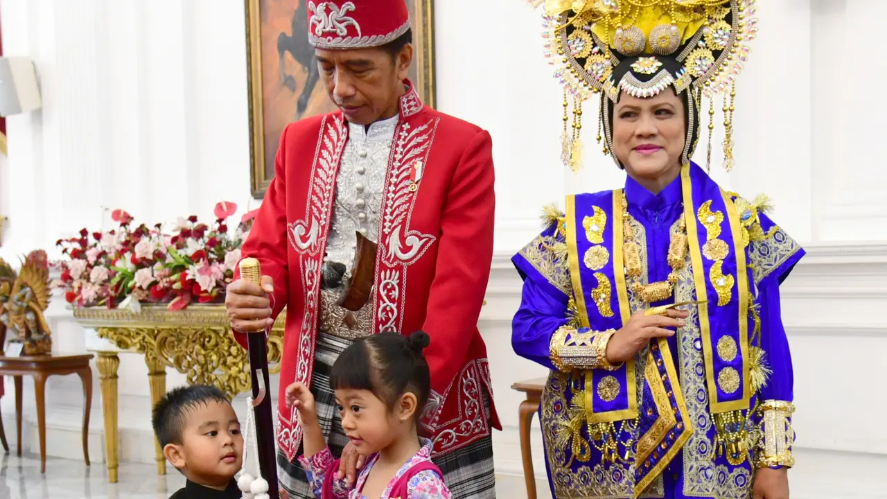 Warganet Mendesak Bobby Nasution Agar Ketua Nahyan Alias Panembahan Al Nahyan Nasution Cucu Ketiga Presiden Jokowi Segera Menjadi Wali Kota Medan (Foto: Muchlis Jr - Biro Pers Sekretariat Presiden)