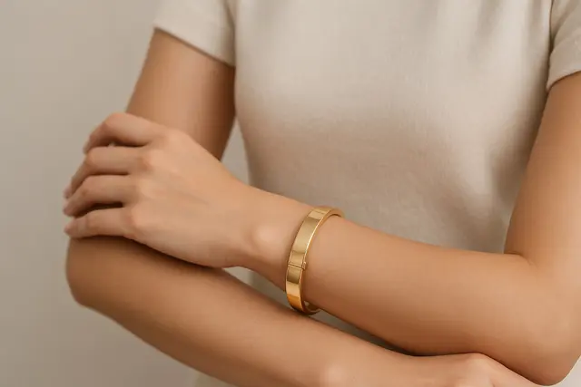 Jenis Gelang yang Cocok untuk Wanita Usia 40-an