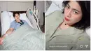 Dua hari setelah foto Hito dirawat di rumah sakit, Felicya Angelista bagikan potret dirinya yang sedang diinfus. Saling mendukung ketika sedang sakit, pasangan artis ini bikin netizen salut. Sebelum dirawat, Caesar Hito dan Felicya Angelista sempat liburan bareng dua buah hatinya ke Sukabumi, Jawa Barat. Kebahagiaan keluarga kecil artis ini juga dirasakan oleh netizen. (Liputan6.com/IG/@hitocaesar)