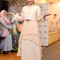 Cantik tak harus buka-bukaan. Itulah yang kini telah disadari oleh Terry Putri (Wimbarsana/Bintang.com)