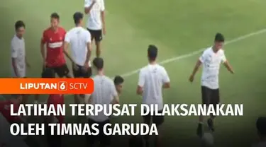 Sementara itu, jelang menghadapi tim Argentina, timnas Indonesia menggelar latihan terpusat di Lapangan A Gelora Bung Karno, Jakarta Pusat. Latihan digelar secara tertutup, dengan kain hitam menutupi pagar lapangan tempat latihan.