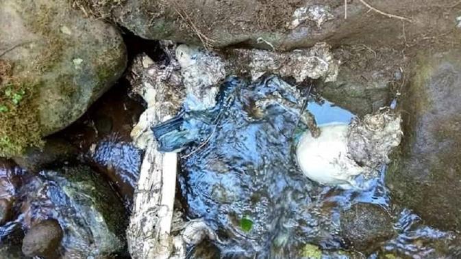 Jasad pendaki, Galih yang tinggal tulang belulang ditemukan di kawasan Gunung Keramat Bawakaraeng (Liputan6.com/ Eka Hakim)