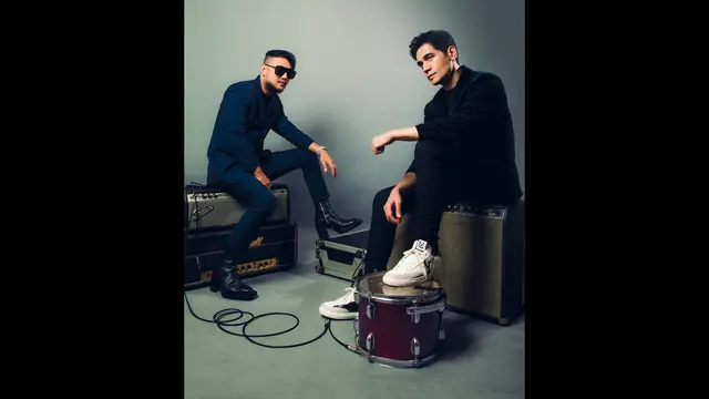 Duo Rock Elektronik, Direct Action. (ist)