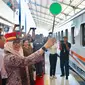 Bupati Banyuwangi Ipuk Fiestiandani meresmikan peluncuran perdana kereta api Blambangan Ekspres relasi Banyuwangi - Jakarta. (Istimewa)