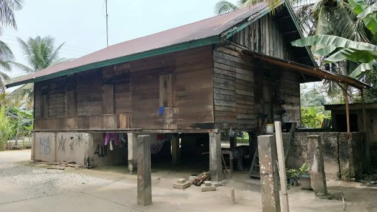 Rumah terduga teroris di Desa Kuapan, Kabupaten Kampar, yang ditangkap Densus 88 Anti Teror pada akhir pekan lalu.