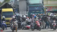 H-4 Lebaran, Jalur Mudik Utara-Selatan Padat Diwarnai Kecelakaan