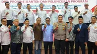Gubernur Banten Andra Soni (baris bawah, kelima dari kanan) (Istimewa)