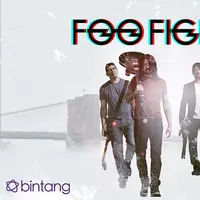 Foo Fighters diprakarsai oleh Dave Grohl, mantan drummer Nirvana. (Desain: Muhammad Iqbal Nurfajri/Bintang.com)