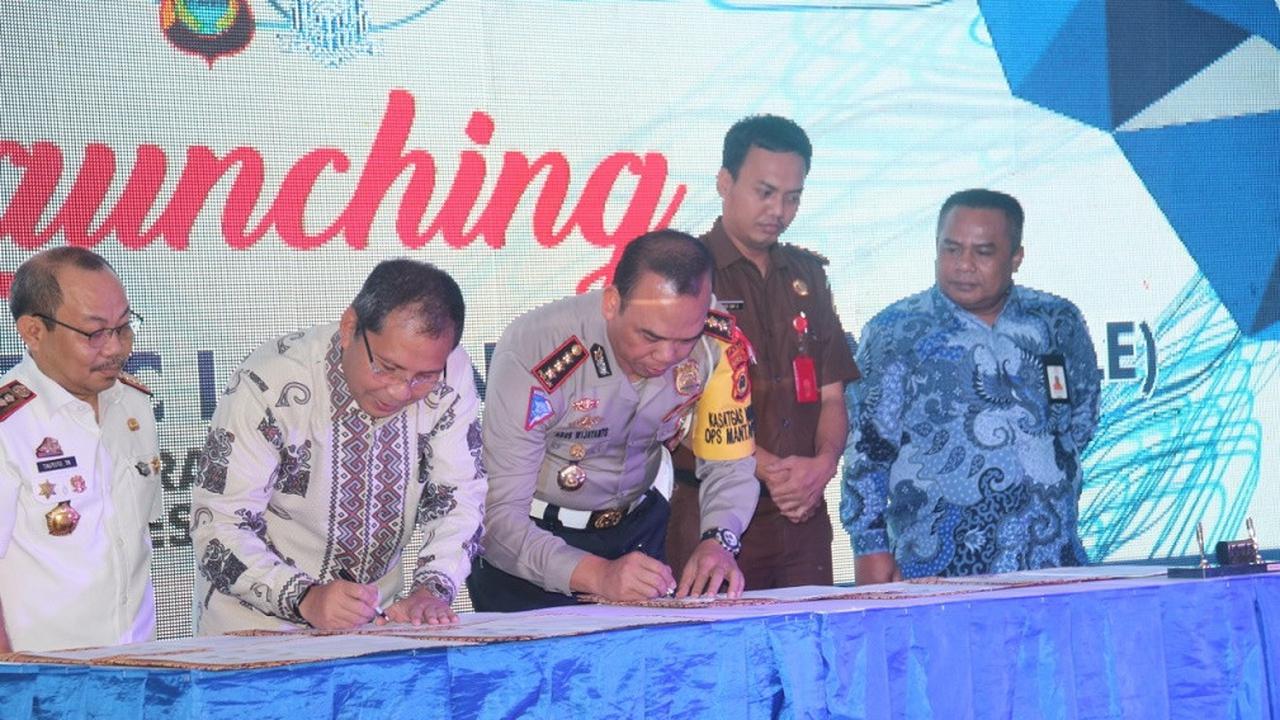 Direktorat Lalu Lintas Polda Sulsel mulai memberlakukan sistem tilang kamera bagi para pelanggar aturan lalu lintas di Sulsel (Liputan6.com/ Eka Hakim)