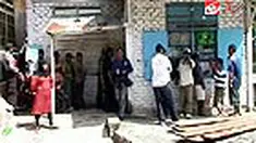 Eksekusi sebuah rumah di Maluku Tenggara, Maluku, berakhir ricuh. Bahkan, pihak keluarga mengancam petugas yang akan mengesekusi rumah tersebut.