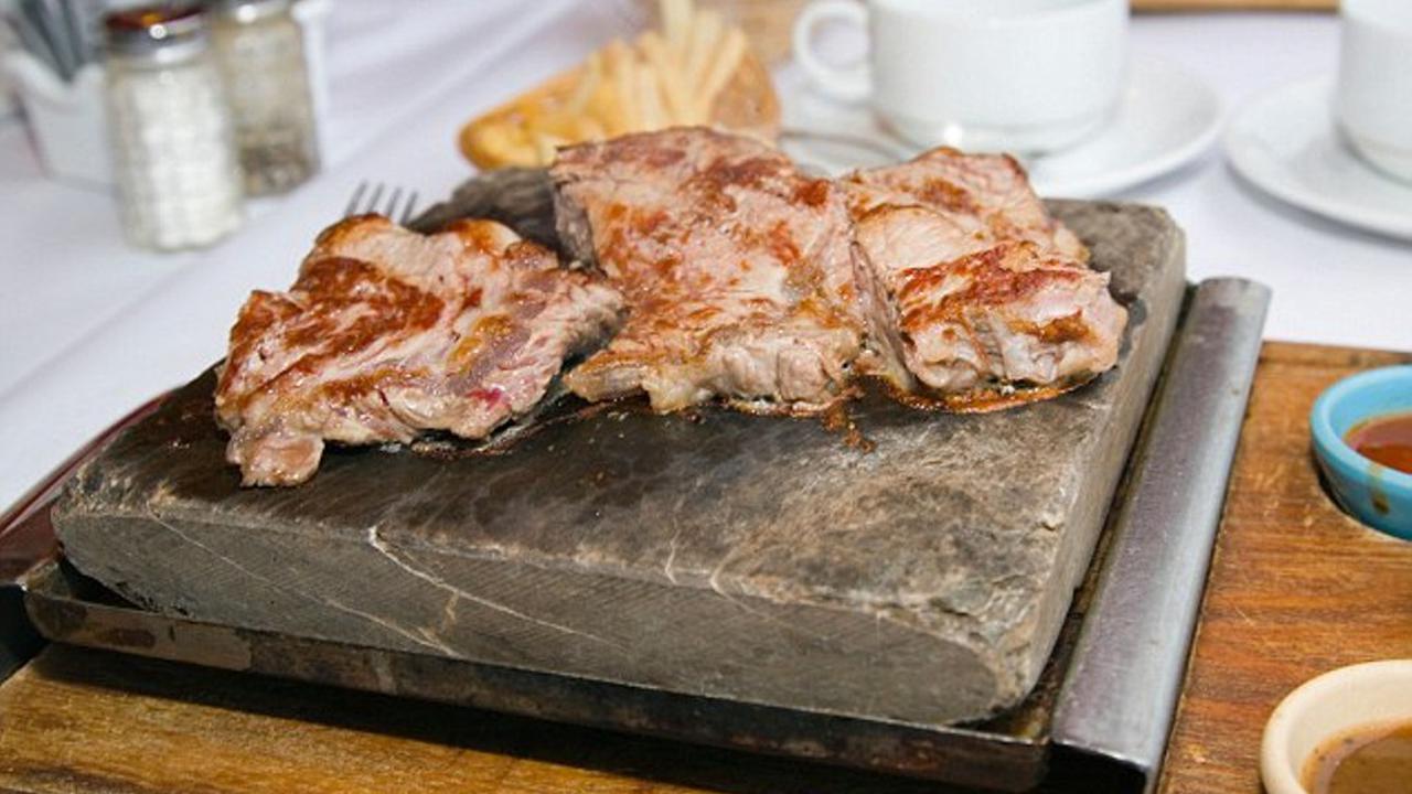 Restoran Penyaji Daging Manusia Digerebek, 10 Orang Ditahan