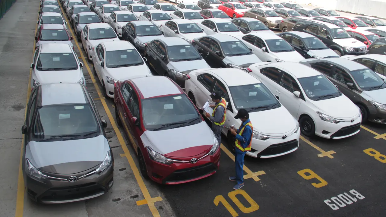 Penjualan mobil
